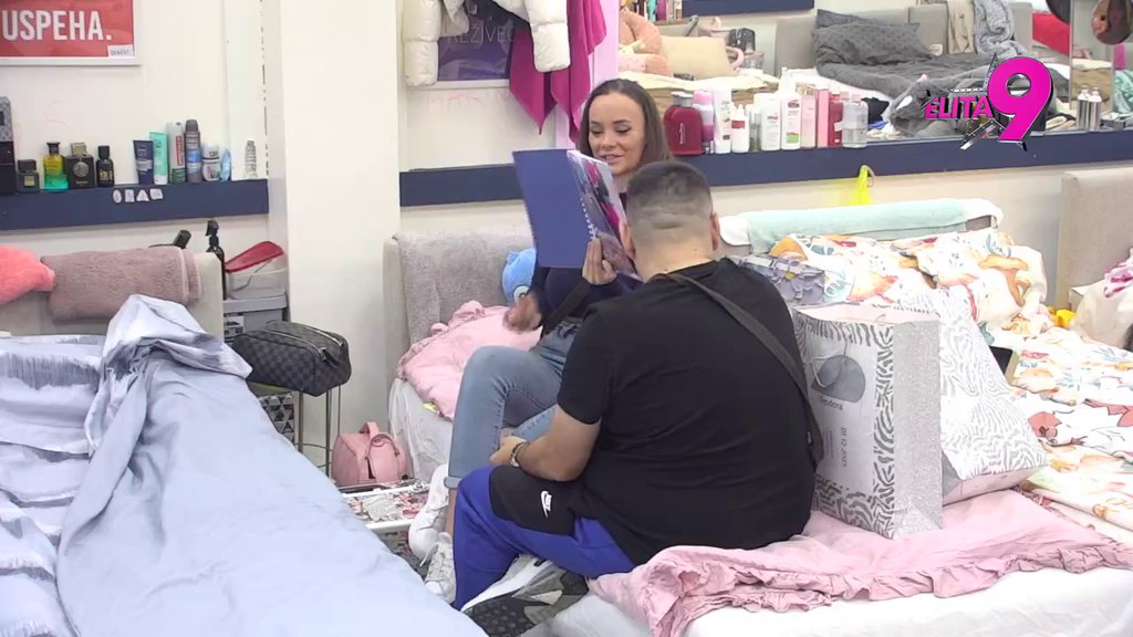 Bebica se kaje za sve što je uradio, Teodora se VIŠE OBRADOVALA SLATKIŠIMA NEGO LJUBAVNIM USPOMENAMA! (VIDEO)