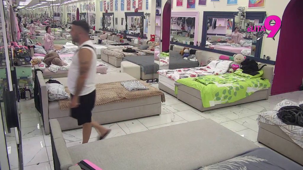 Pretvorila mu mozak u kašu: Maja više ne zna ni sama na koga ljubomoriše, Asmin bar pola priznao (VIDEO)