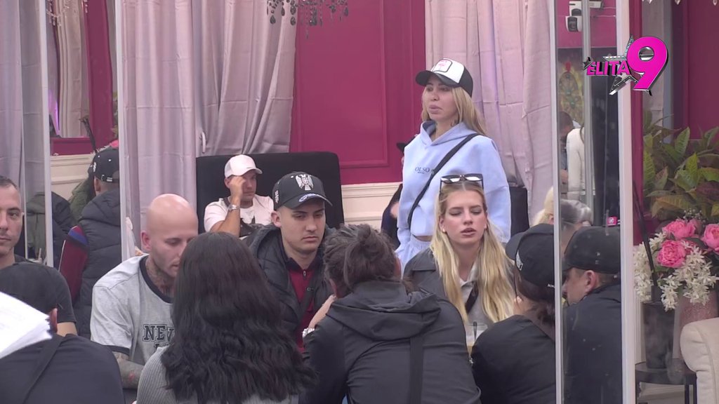 Maja potpalila, ona otresena: Marinkovićeva likuje nad totalnim padom Teodore Delić, Asmin raskrinkao sve: Bebica je video da... (VIDEO)