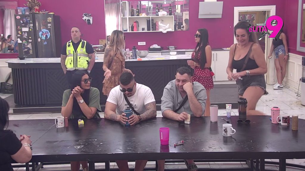 ZAMOLILA BIH GA OVIM PUTEM... Sofija Janićijević se obratila ocu, pa mu uputila OVU molbu! (VIDEO)