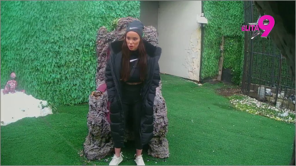 PRIPREMA TEREN! Teodora najavljuje reskid sa Bebicom: Smeta mu Filip, ali ja ne treba da ispaštam! POTOM PONOVO PLJUNULA TAKIJA! (VIDEO)