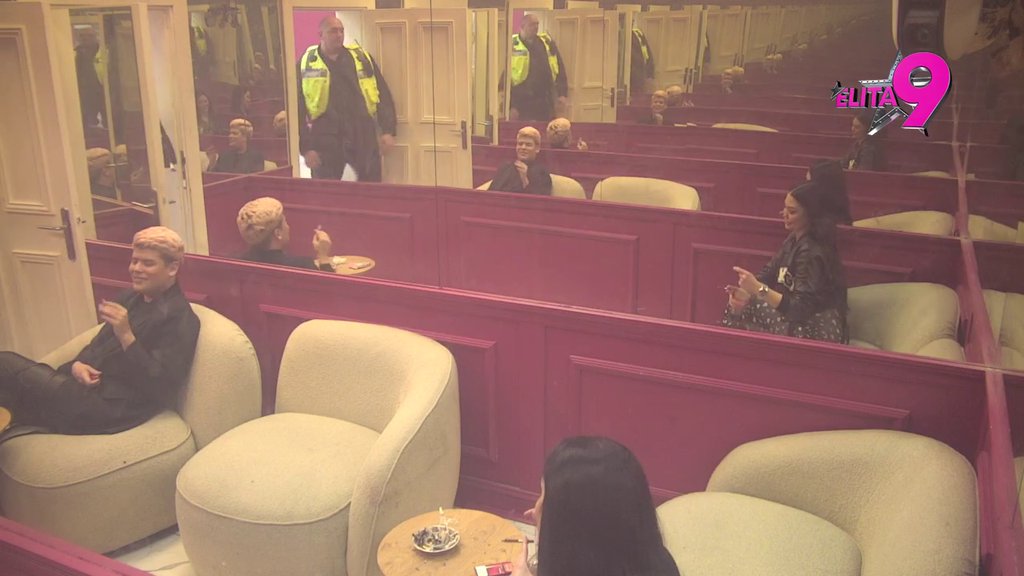 Mahaću ti ključevima dok budeš molio da te udome: Surova Maja prekucala igricu, Uroša vređa kao nikad! (VIDEO)