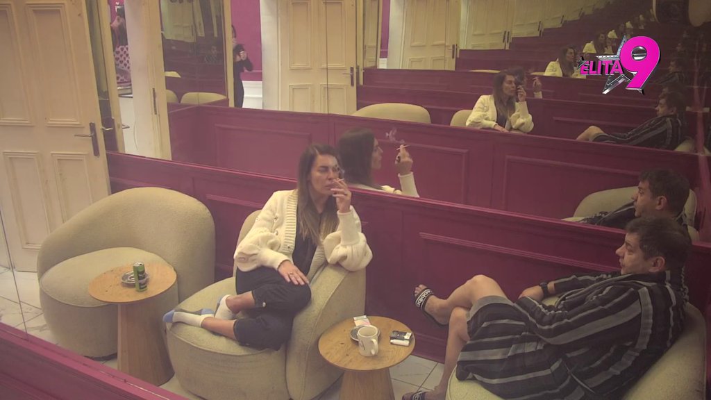 NE MOŽEŠ DA SE VRATIŠ U KOLOSEK: Kačavenda još više tone u mulj po Marinkovićevoj proceni: IZGUBILA SI...  (VIDEO)