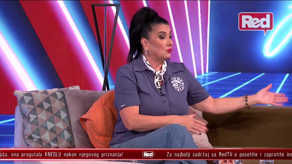 Ona je nimfomanka, psihopata... Saška Karan demolirala Aneli Ahmić, uverena da je Anđelo njena sledeća žrtva! (VIDEO)