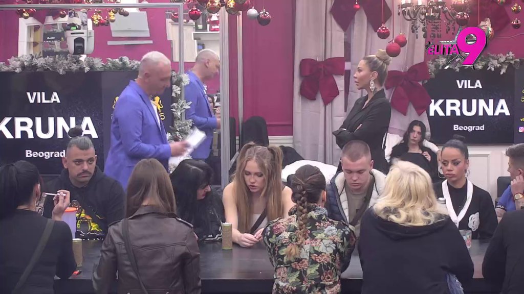 GASIM SE IZ PRIČA SA ŽENAMA: Asmin pokušao da se opere od Maje i Aneli, pa mu Marinkovićeva bez pardona ODBRUSILA: TO SU TVOJE MANIPULATORSKE FORE! (VIDEO)