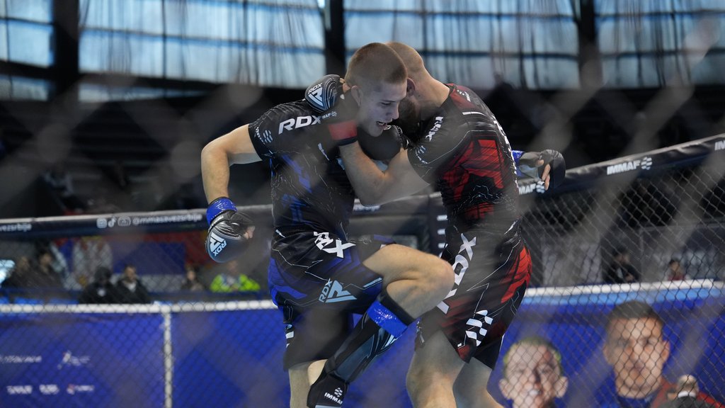 SRBIJA U FINALU EVROPSKOG PRVENSTVA U MMA: Trojica seniora i jedna juniorka bore se za zlato!