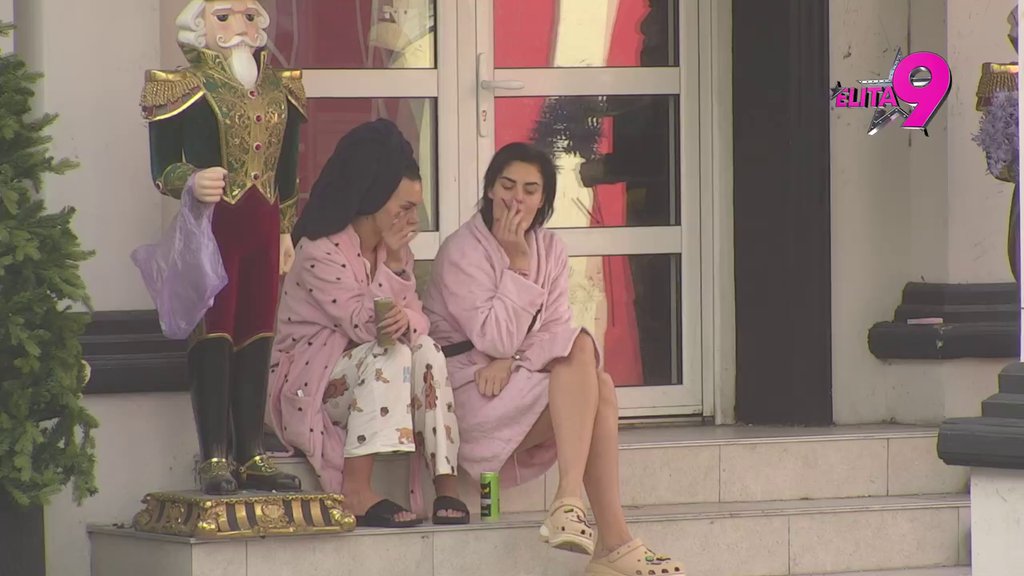 Plaši se da ponovo ne bude 'utorak' devojka: Anita sa Minom detaljno izanalizirala Lukino ponašanje prema njoj (VIDEO)