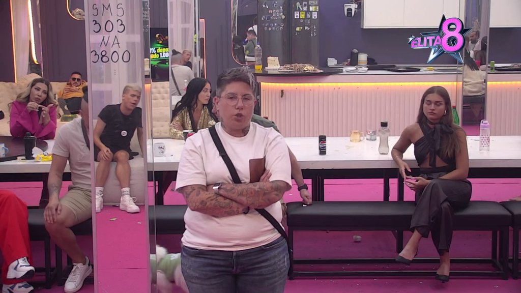 Je l' bila prostitutka?! Matora sigurna da Dragana nešto ozbiljno muti, priznala da se hladi i rešila da prekine komunikaciju s njom! (VIDEO)