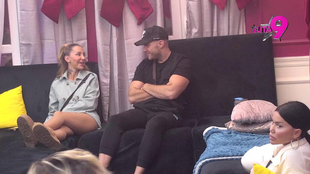 Opa! Aneli se bacila u akciju, dala sve od sebe da sazna ko se sviđa Anđelu Rankoviću (VIDEO)