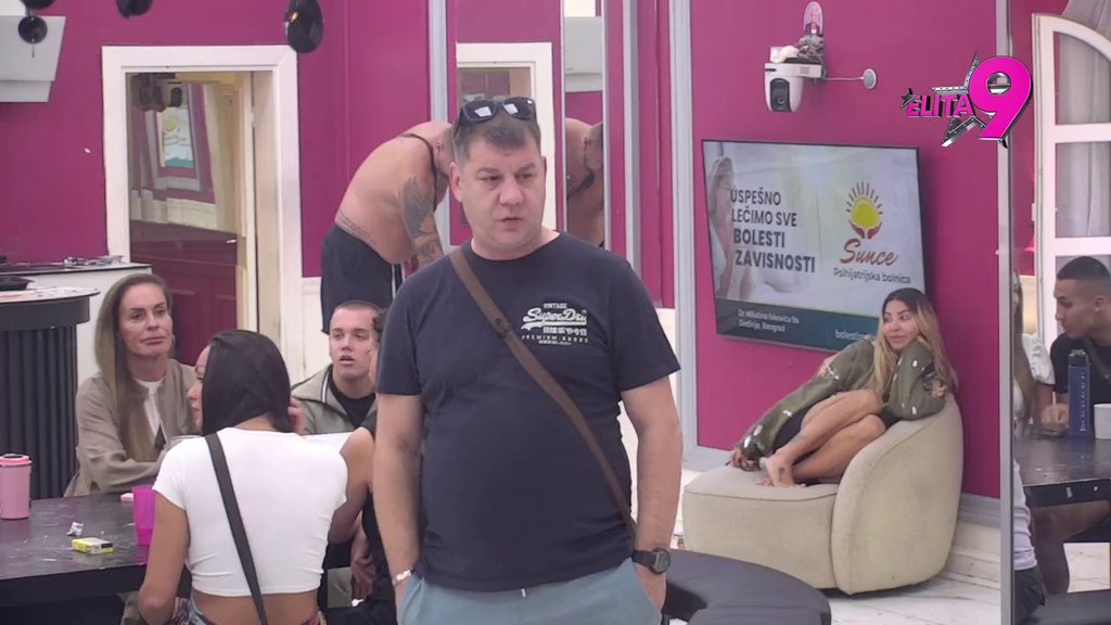 Kad te pogledam kako te unakazio, kao ćerka da mi je zaplakala... Ivan priznao koliko voli Maju i koliko mu je žao što je Asmin ISPONIŽAVAO! (VIDEO)