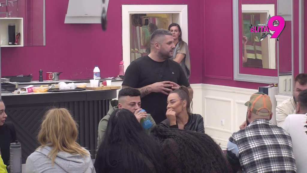 UBEĐENA DA NE MOGU BEZ NJE: Aneli otkrila sve o provociranju bivših, Asmin otkrio da ga juri kao nikada (VIDEO)