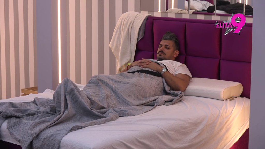 NISAM TE IZVREĐAO NI DVA POSTO! Bora rešio da POKAŽE ZUBE Anastasiji, ovo joj više neće dozvoliti! (VIDEO)