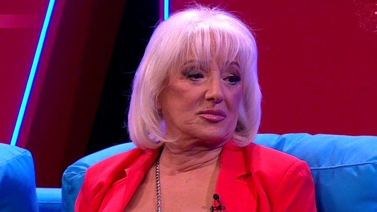 Idemo na proslavu, iako nam očevi leže u kapelama! Vera Matović prošla kroz pakao s ovim kolegom: Kako da uđemo u crnini na veselje?!