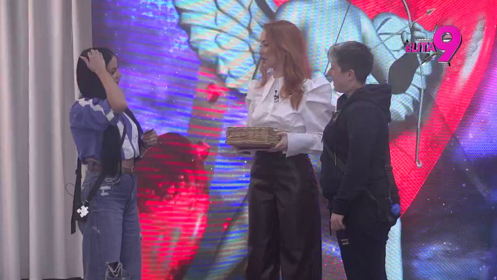 Nikad ne bih sebi oprostila... Matora progovorila o Draganinoj porodici, pa otkrila kako ju je osvojila: Kad je mami bilo 40 dana... (VIDEO)