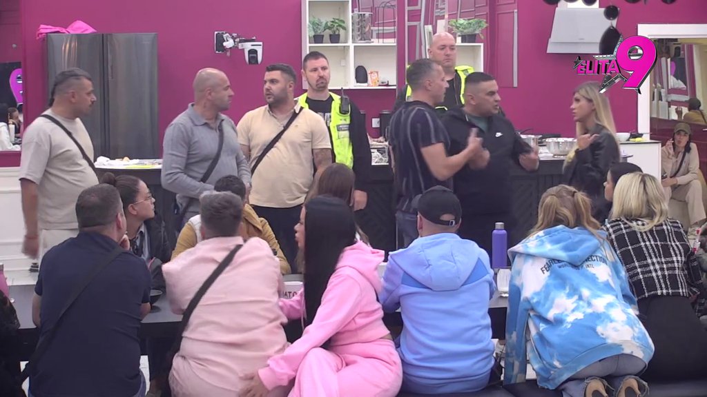 ZARATILI KAO NIKADA: Bebica zamerio Mikiju komentarisanje Kačavende, pa otkrio koji problem on ima (VIDEO)