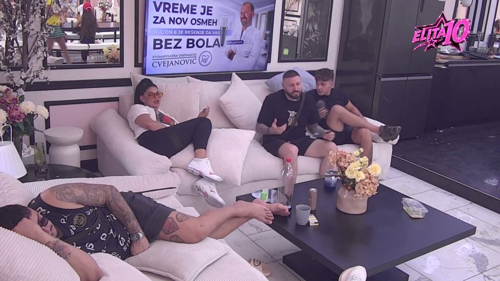 Rat Poršeline i Jakšićke zbog Cara! Pljušte uvrede: ČEKAJ SVOJ RED! (VIDEO)