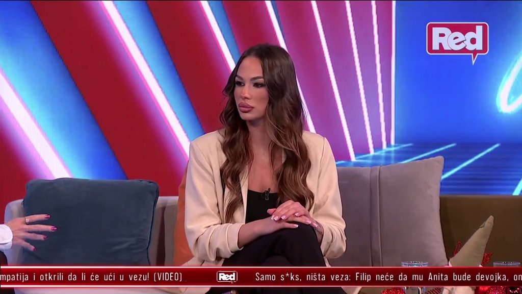 Definitivno stavila tačku na brak: Ana Jovanović nikad iskrenije razvezala jezik o razvodu, a zbog ovoga se razišla s Nikolom posle mesec dana braka! (VIDEO)