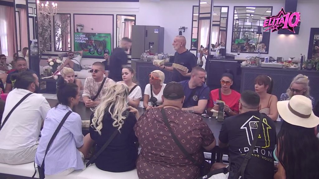 Kvaran si ko šupalj zub: Lepi Mića nahvalio nove učesnike, oni narasli kao kvasac od njegovuh reči, pa žestoko opleo po Marinkoviću! (VIDEO)