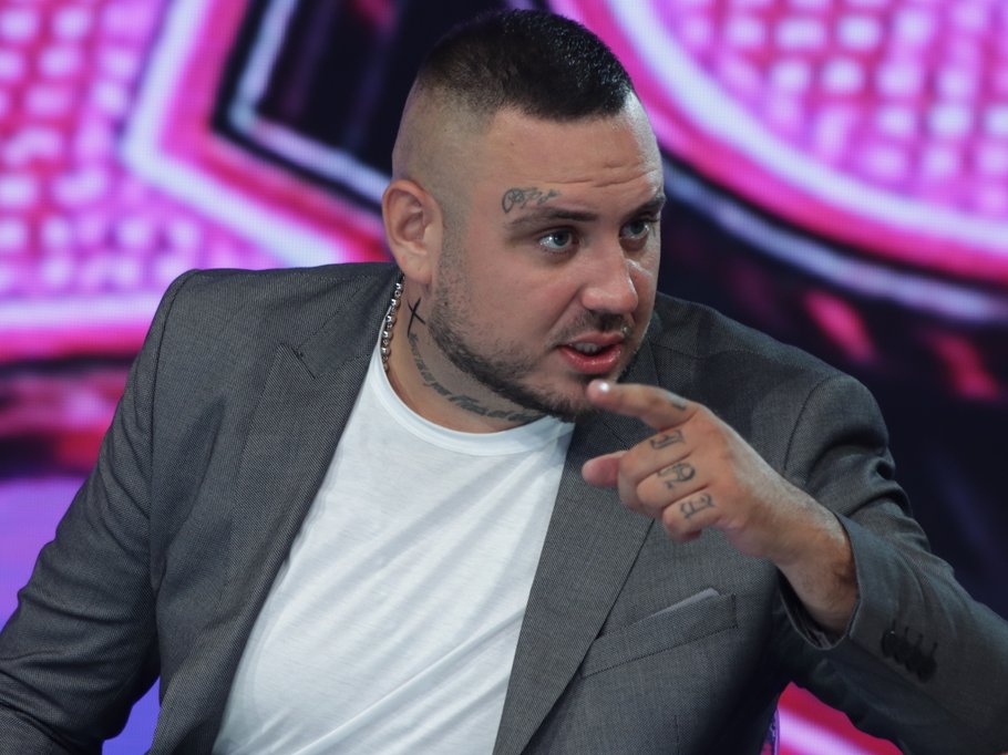 Za tebe sve, tebe za ništa: Evo kako je Suki podržavao Anđelu Đuričić, slao joj skupocene giftove, tepao joj... (FOTO)