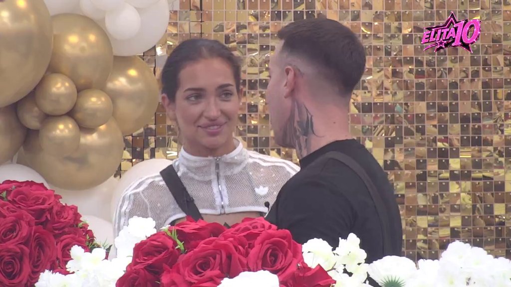 Dogovor je pao: Mateja i Laura žele vrelu akciju i treba im pomoć robota Toše, jedna učesnica ih ne skida s nišana! (VIDEO)