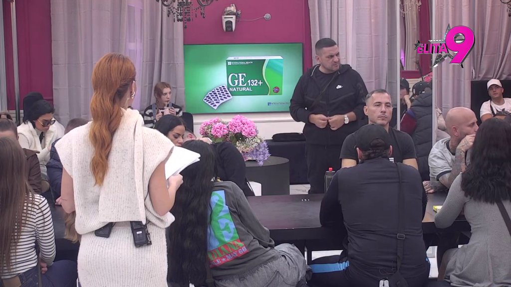 Bacila oko na drugog?! Sofija otkrila da joj igra srce za jednim učesnikom, Anita priznala: Išla bih s Lukom na Rajsko ostrvo, ON SE NIŠTA NE PITA (VIDEO)