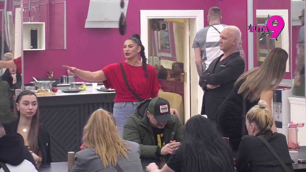 Bebica pogodio pravo u centar: Sručio surovu istinu Vanji Živić u lice, Anđelo ponovo pomrsio konce (VIDEO)