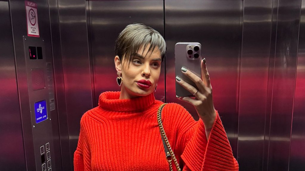 MINA VRBAŠKI KREĆE NA HODOČAŠĆE: Pešečiće od Inđije do Ostroga, a sve ima veoma human cilj! Ovo su detalji