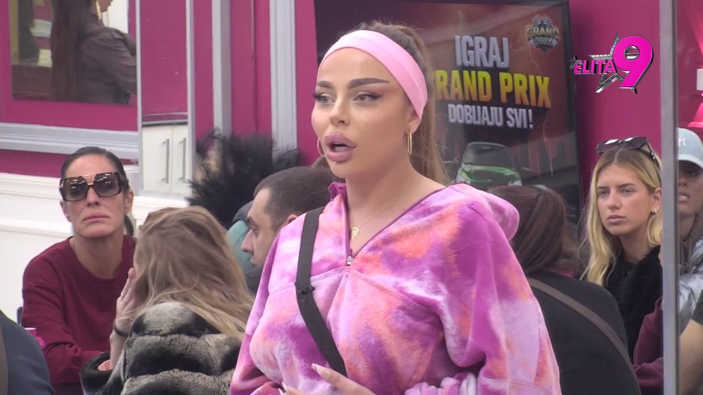 SRAMNO: Luka ne želi da stane u odbranu svoje majke, zanemeo na Sofijino pitanje upućeno njemu! (VIDEO)