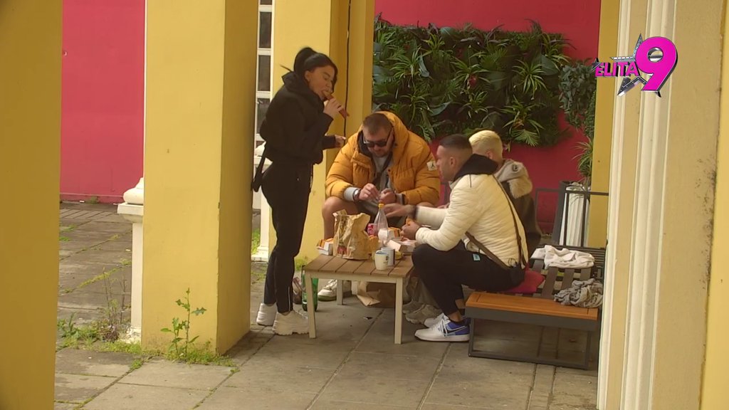 Ostali u totalnom šoku: Takmičari van sebe zbog Uroševe i Janjuševe nagrade, odmah im čestitali! (VIDEO)