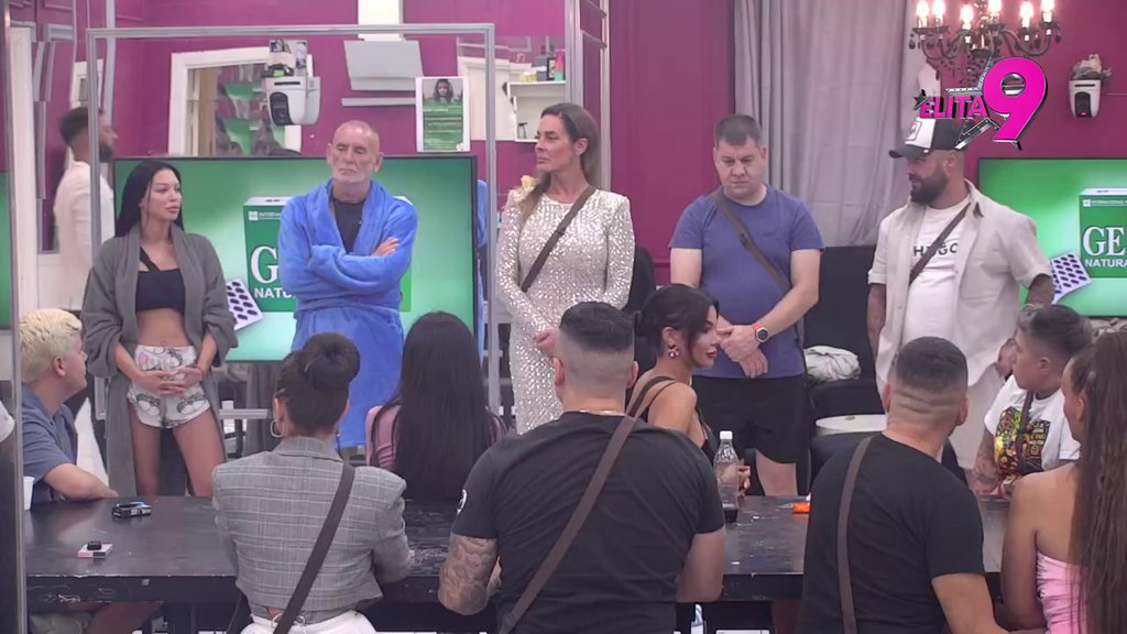 ŠOK ZA SAM KRAJ! Lepi Mića zauzeo je 21. mesto u Eliti 9 (VIDEO)
