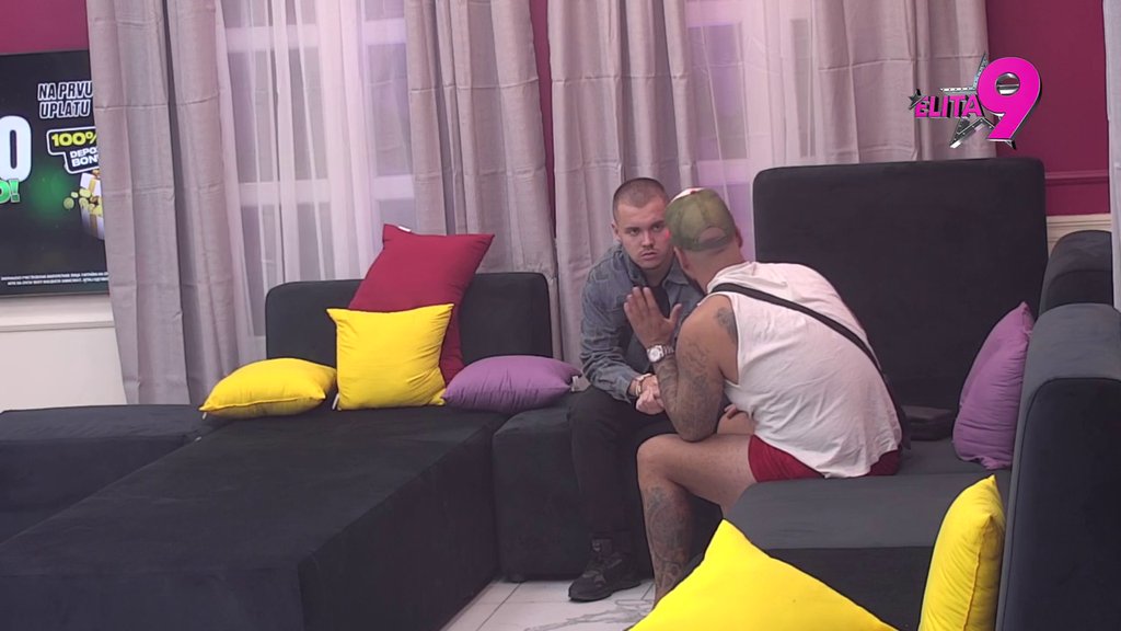 Da si toliko para koliko si dao na drugu stranu dao... Luka Vujović zaseo sa Dačom, pa nikad žešće opleo po Alibabi i njegovoj želji za Norom (VIDEO)
