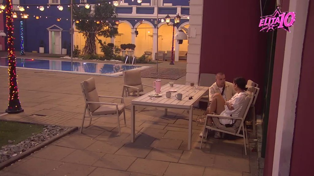 DRAMA: Laura besna na Daču, ovo mu je opako zamerila! (VIDEO)