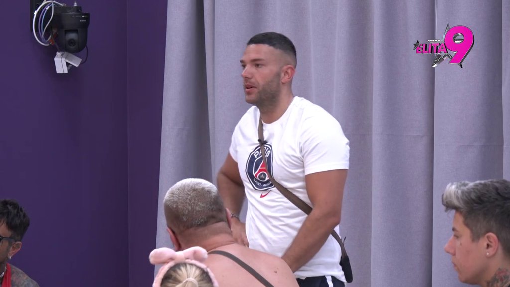 HVATA SE ZA GLAVU ZBOG NJE: Janjuš i Anđelo udruženi protiv Kačavende, preko ovih reči joj ne prelaze (VIDEO)