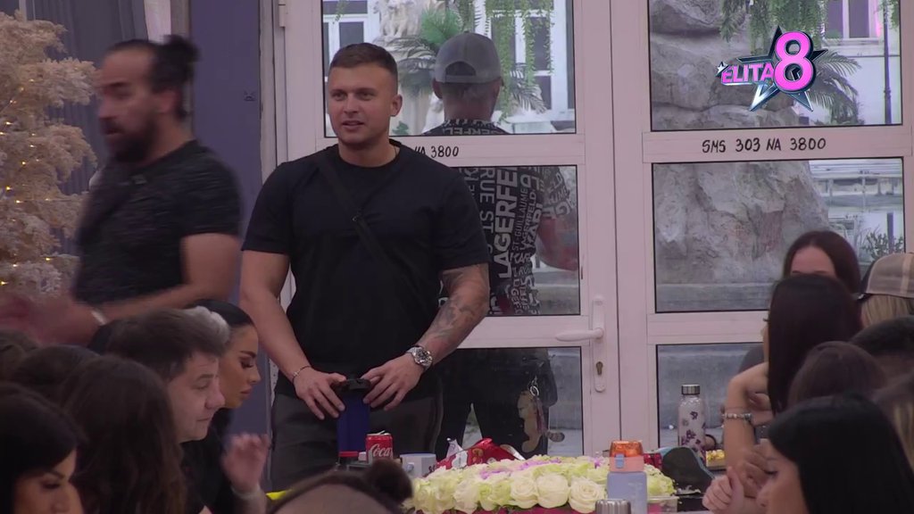 Zakucao za sam kraj: Karić ispalio još jedan rafal po vezi Anđele i Gastoza, ovo je bilo žestoko! (VIDEO)