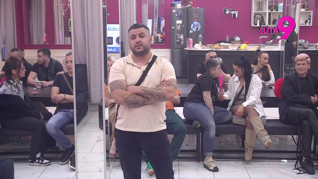 Varala Srđana sa njegovim drugom? Alibaba razotkrio Kačavendu do srži, a tek da čujete kako je klincu od 16 godina slala p*rno snimke! (VIDEO)