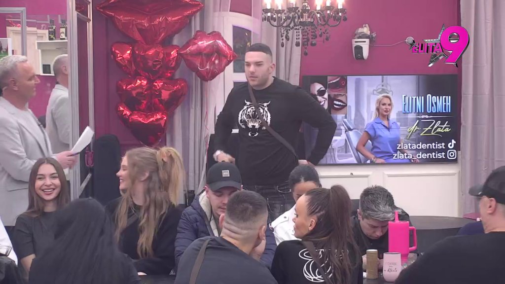 Ori se Bela kuća! Anđelo i Kačavenda ne prestaju da ratuju, pljušte prozivke na sve strane: Ti si spolja bata, iznutra vata (VIDEO)