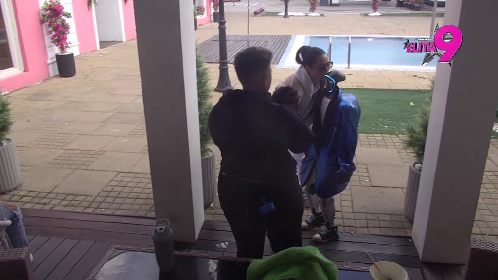 Matora ne može da sakrije ljubomoru: Toša uspeo da zavede Draganu, pao i poljubac! (VIDEO)