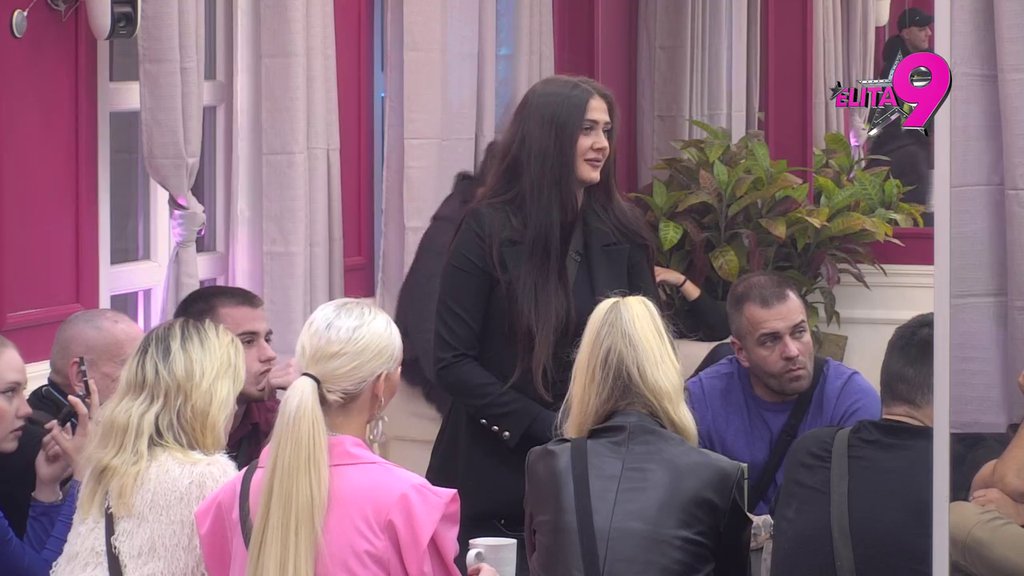 Ne mogu zajedno, ne mogu ni odvojeno! Bora zapenio na Anastasiju zbog muvanja sa Muratom, ona se odmah opravdala (VIDEO)