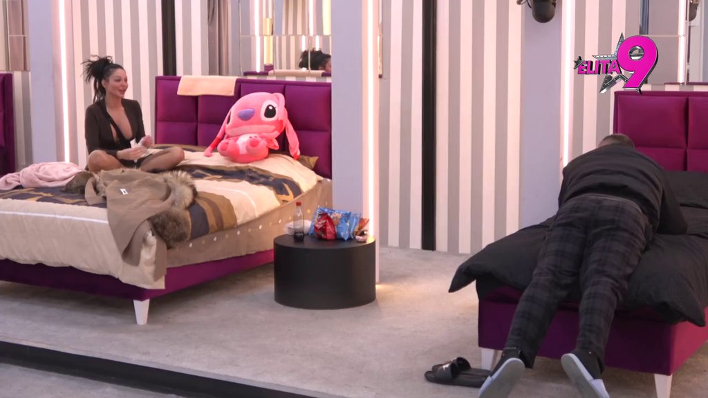 Totalni hit! Asmin rešio da ceo auto prelepi LEMUR folijom i ode na more kod Filipa Cara (VIDEO)