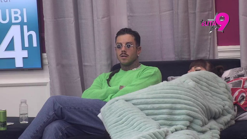 ŽESTOKO! Teodora pokušala da ZAMAŽE oči svima, Bebica otkrio da je RASKINUO veridbu (VIDEO)