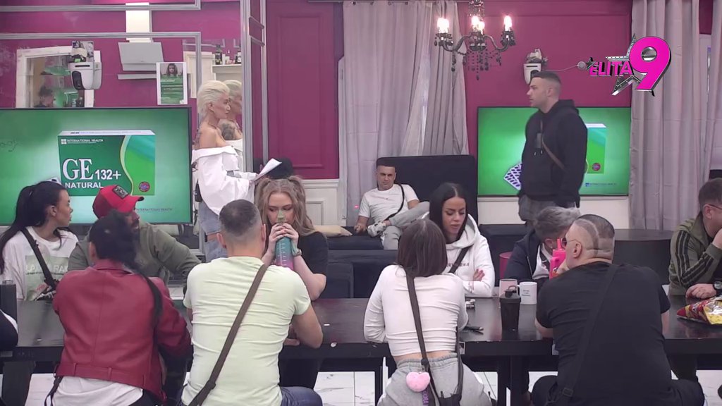 Kačavenda zakucana za dno: Anđelo progovorio o njihovoj aferi i izblamirao je, ona kopa sama sebi sve dublji kanal! (VIDEO)