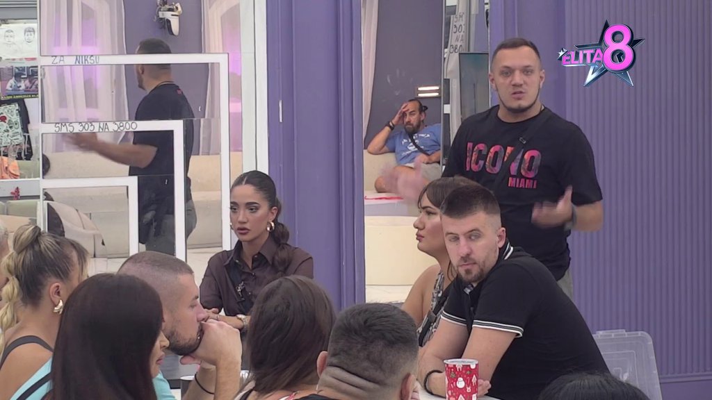 POSTAVILA KINESKI ZID: Anđela izbacila Gastoza iz kreveta, on zapenio od ubeđivanja da se nije ohladio, pa doneo odluku! (VIDEO)