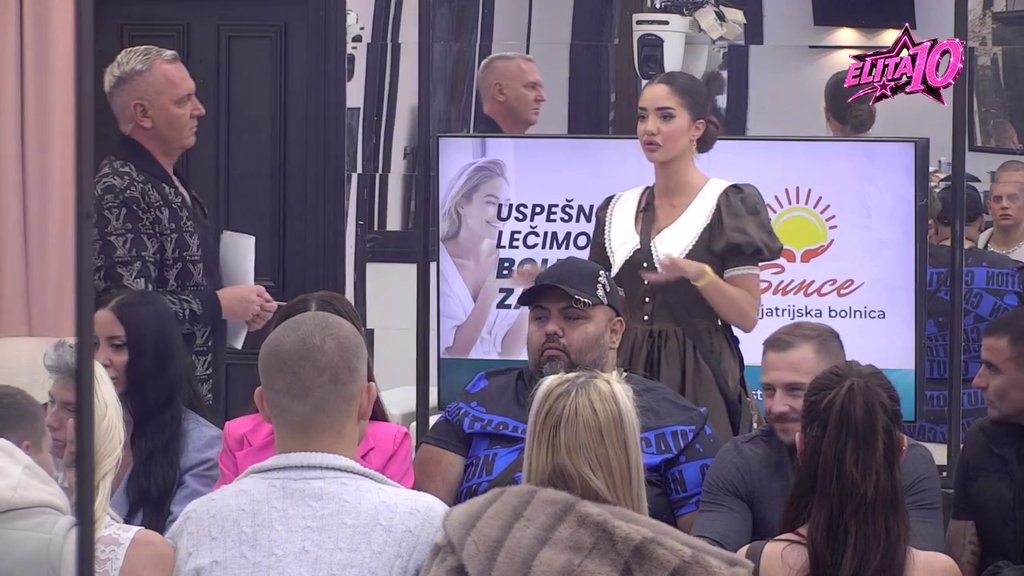 Ori se Bela kuća! Gori rat Anđele i Aneli, pljušte prozivke kao nikada: Možda bi ti volela da ovde sediš, ali ne možeš (VIDEO)