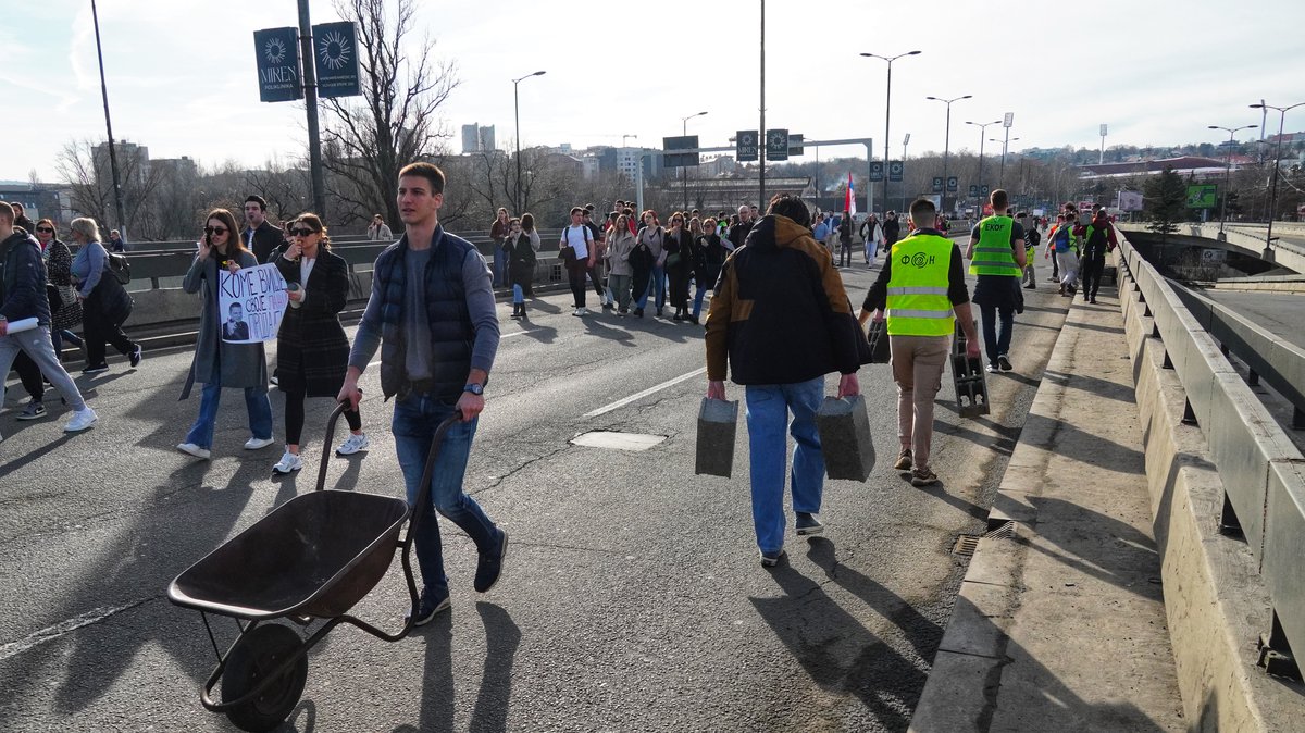 Sve planirali za Autokomandu, pa prebacili za 15. mart? Ovako se blokaderi pravdaju za aferu 'zvučni top'