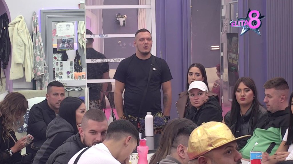 Pozdrav za jahte koje plove Jadranom: Nastavlja se rat Anđele i Gastoza sa Lepim Mićom, žestokim sukobom zatresli Belu kuću! (VIDEO)
