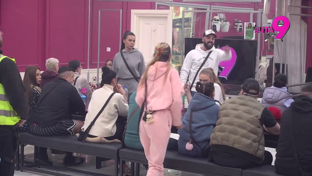 Lagala si me da si popila tablete, pretila mi da ćeš se ubiti... Luka iznosi nove detalje o Aneli! HAOS DOBIJA NOVE DIMENZIJE! (VIDEO)