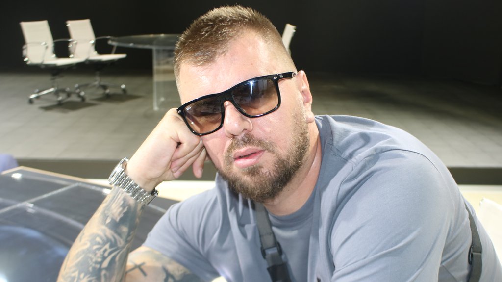 JANJUŠ BEZ DLAKE NA JEZIKU! Pred ulazak u Elitu 9 otvorio sve karte o bivšim ljubavima i prijateljima: Nikad se ne zna s crnom mambom (VIDEO)