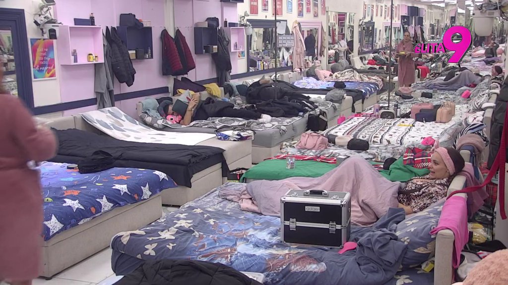 Spreman sve da oprosti: Bebica zaboravio na Teodorinu šemu sa Filipom, želi je zauvek za sebe! (VIDEO)