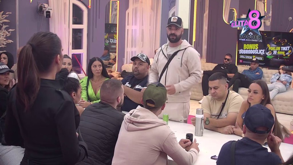 POZDRAV ZA ŠUMU, GDE ĆEŠ I ZAVRŠITI AKO TAKO NASTAVIŠ: Luka saterao Enu u ćošak, Čolićevoj pala roletna, pa mu ZAPRETILA (VIDEO)