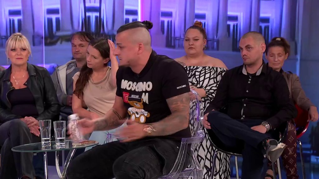 OBILO MU SE SVE O GLAVU! Novo oglašavanje Milice Veličković izazvalo MUK u studiju! Terza uleteo u crveno, odlučio da se preko SUDA bori za ćerku! (VIDEO)